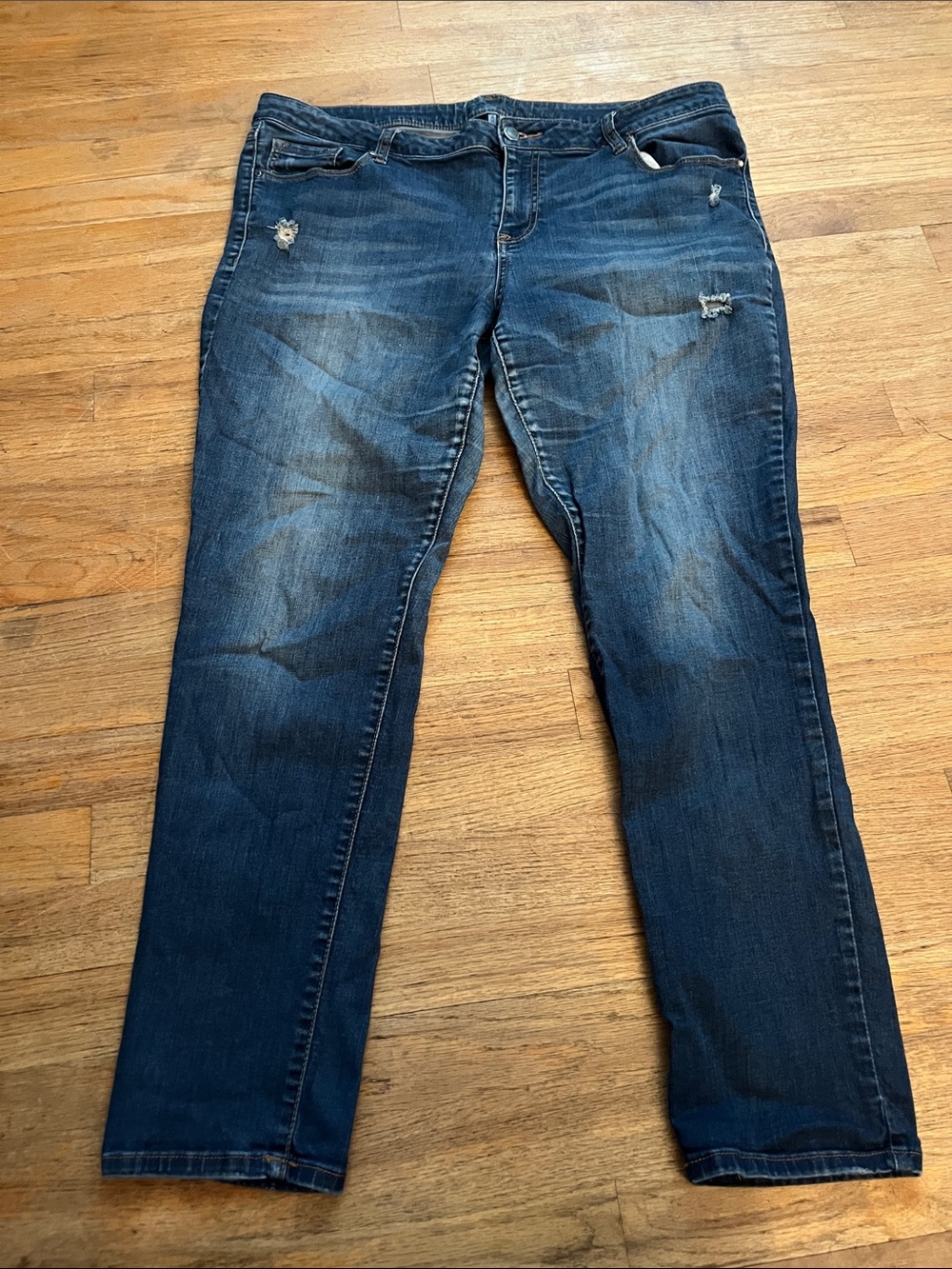 Apt. 9 Women's Dark Blue Straight-Leg Jeans